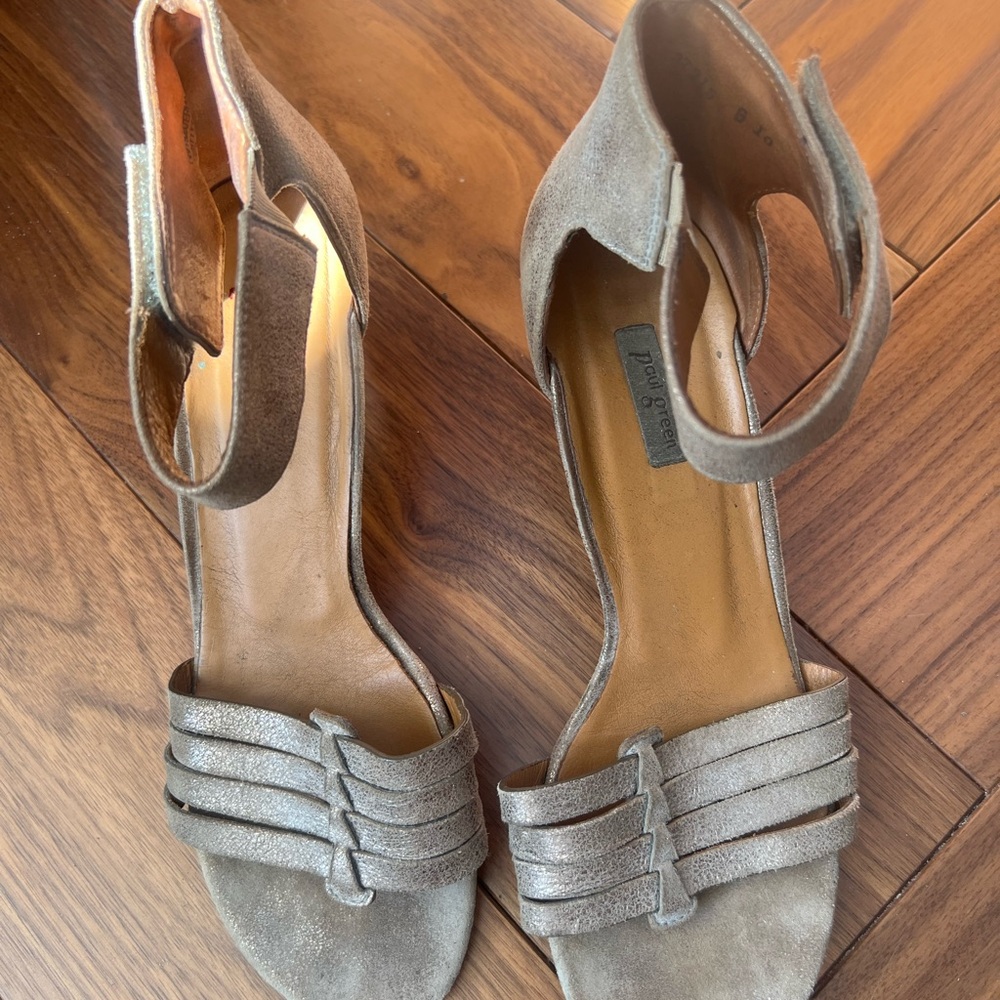 Paul Green Women's Sandals in Taupe